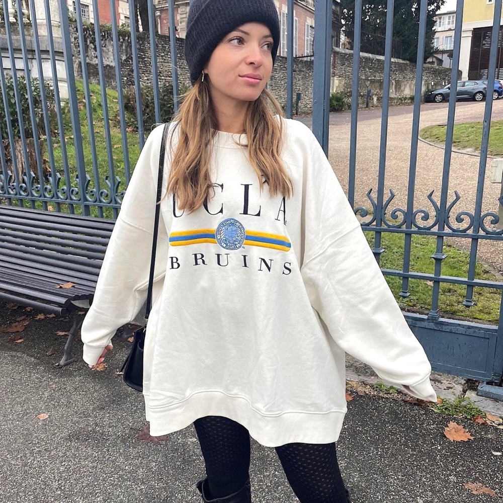 Bloggers Fav H&M UCLA sweater sweatshirt beige NEW